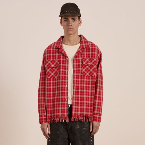 Anthroplogie Found Raw Cut Fringe Plaid Camp Shirt
in red plaid Size L NWT - Picture 2 of 8